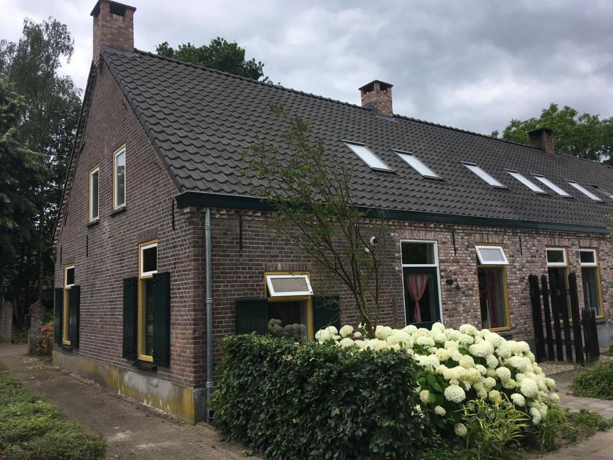 Vakantiehuis In Het Voorhuis Dommelen Exterior foto