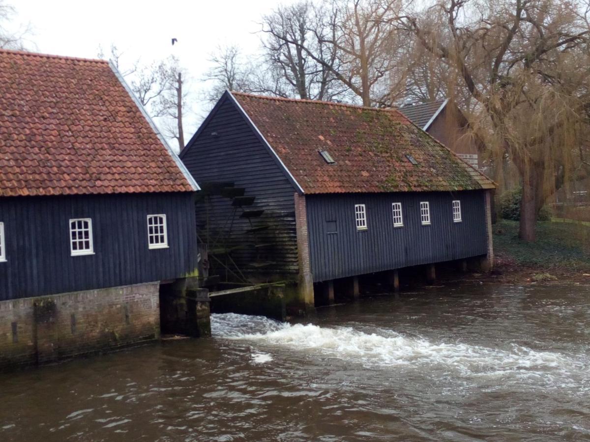 Vakantiehuis In Het Voorhuis Dommelen Exterior foto
